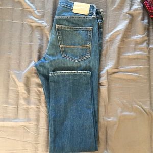 Abercrombie and Fitch distresses denim jeans